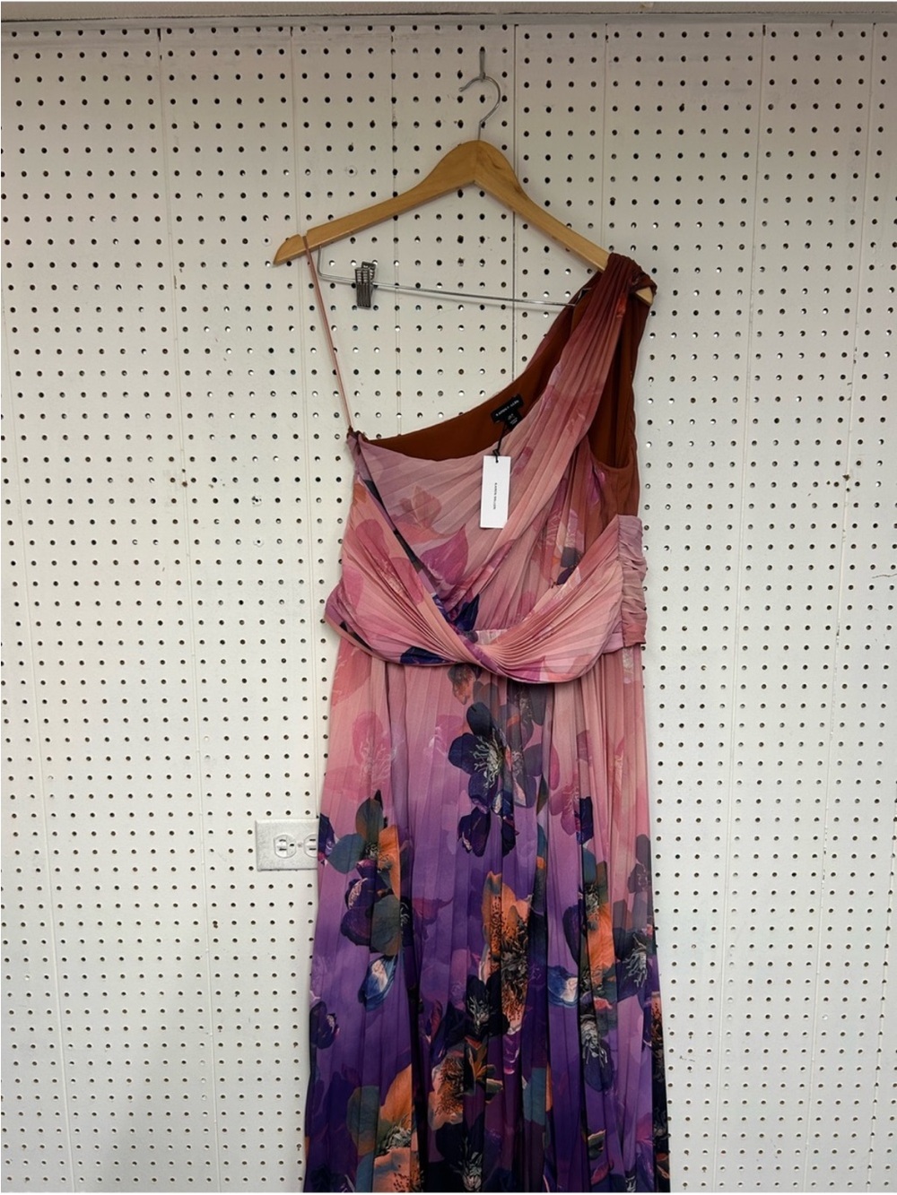NWT- Karen Millen Pink to Purple Ombre One-Shoulder Pleated Gown- US 12 - Picture 7 of 12